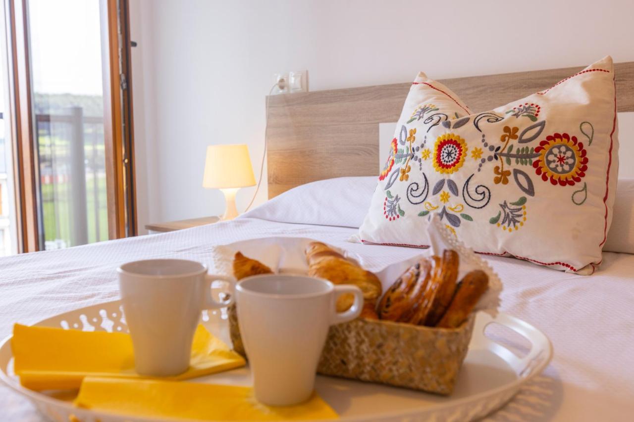 Apartagal-Playa De Llas, Фос Екстериор снимка