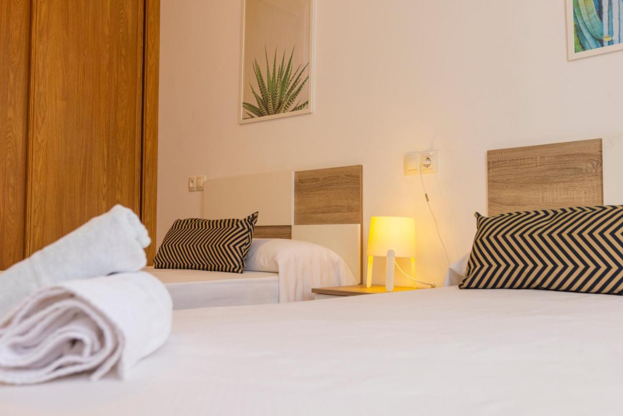 Apartagal-Playa De Llas, Фос Екстериор снимка