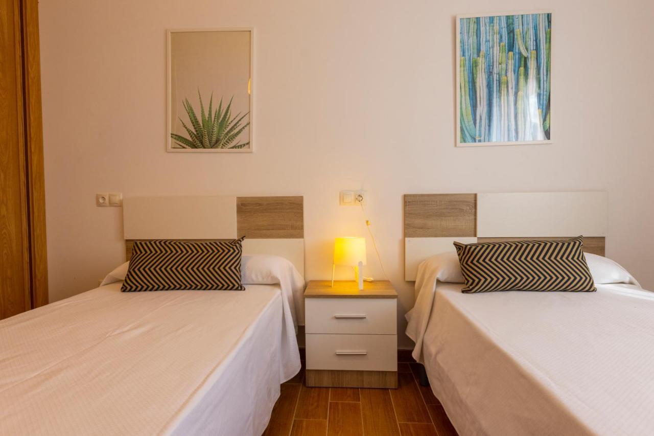Apartagal-Playa De Llas, Фос Екстериор снимка