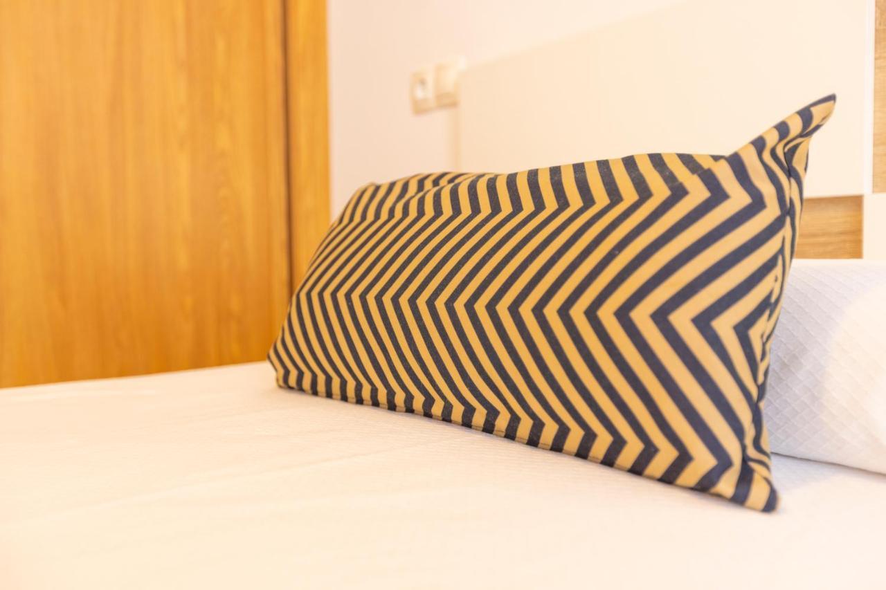 Apartagal-Playa De Llas, Фос Екстериор снимка